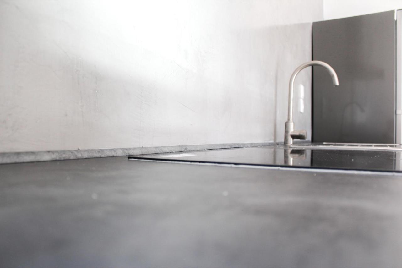 Atelier 3 Hostel Loule Bagian luar foto