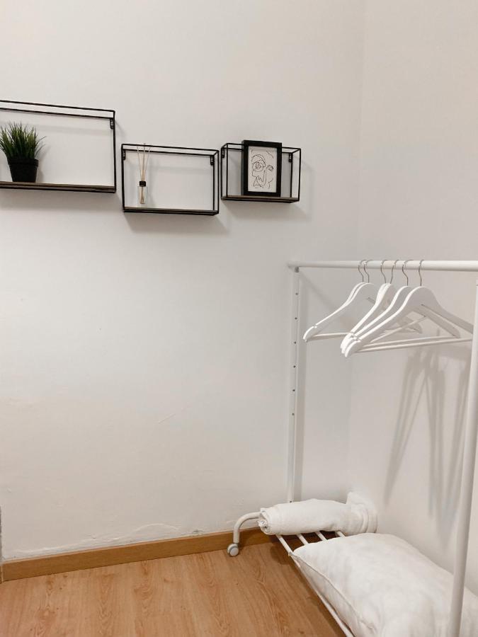 Atelier 3 Hostel Loule Bagian luar foto