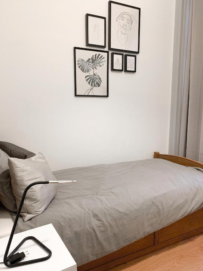 Atelier 3 Hostel Loule Bagian luar foto